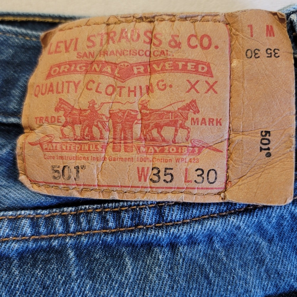 Y2K Levi's 501 Original Fit Mens 35x30 (33x27.5) Blue Jeans Straight Button Fly - Picture 4 of 14